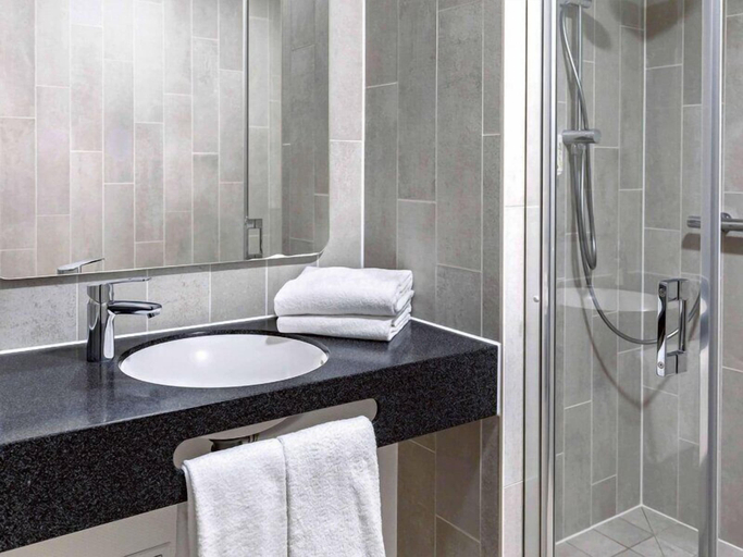 Bathroom 4, B&B Hotel Wiener Neudorf, Mödling