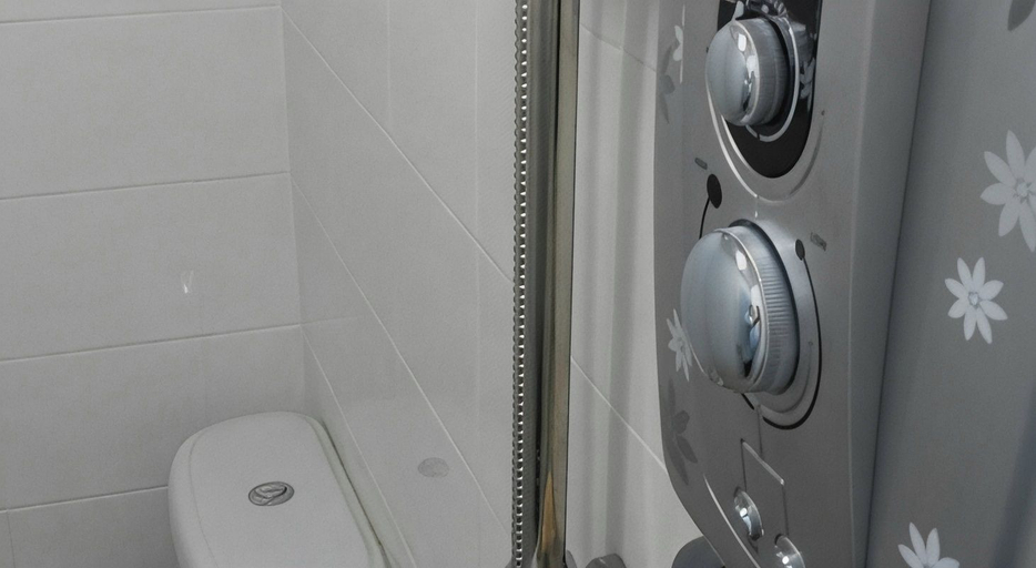 Bathroom, Aristo Hotel 81, Kota Kinabalu