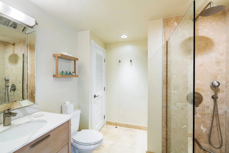 Bathroom 5, The Sands at Grace Bay