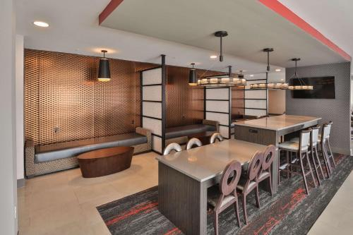 3, Magnuson Hotel Downtown North Nashville, Davidson