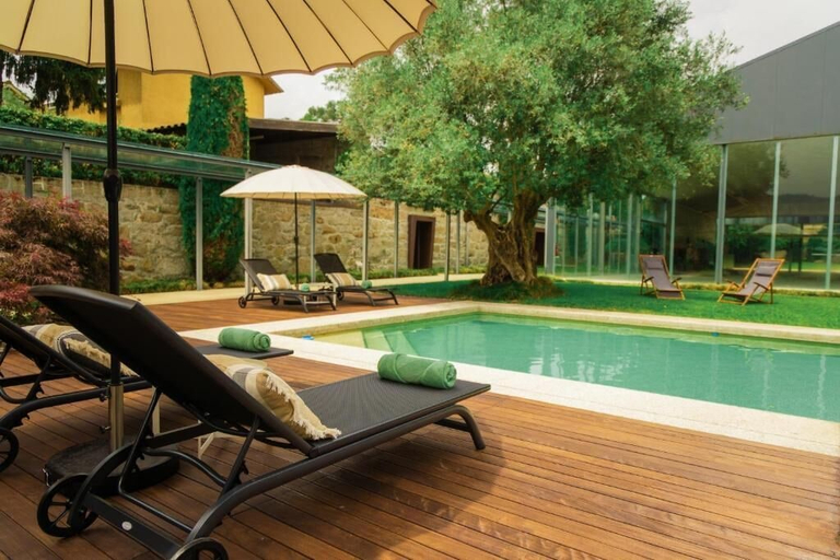 Pool 2, Estrepão House, Braga