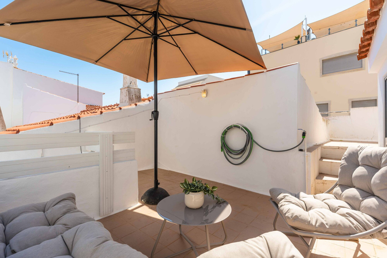 Room 4, Casa da Bica T2 250m Old Town Beach, Albufeira