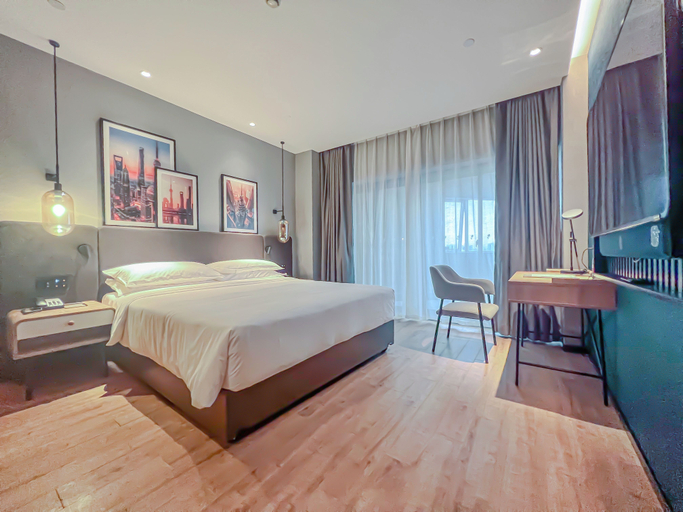 Bedroom 3, Country Inn & Suites by Radisson Shanghai Railway Station, Shanghai