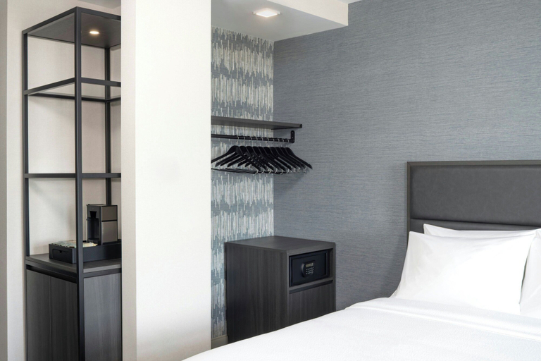 Room 5, Residence Inn by Marriott Portland Thompson's Point, Cumberland