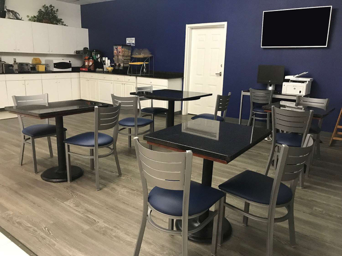 Food & Drinks 5, Americas Best Value Inn & Suites Sumter, Sumter