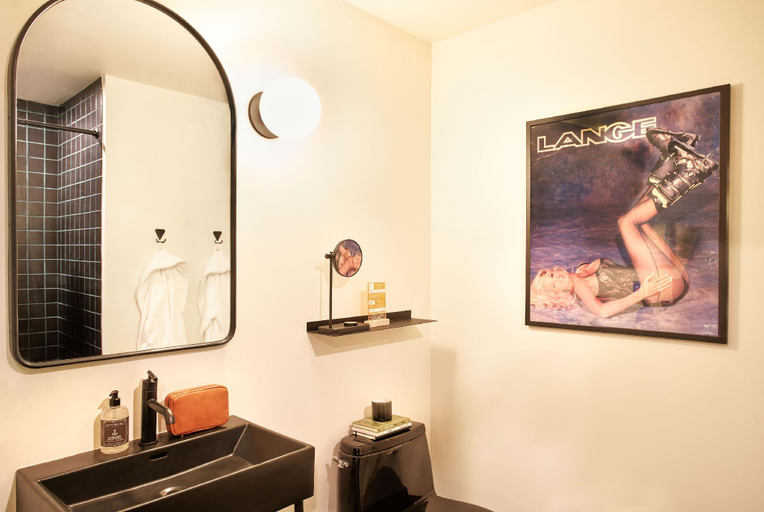 Bathroom 3, A Frame Club, Grand