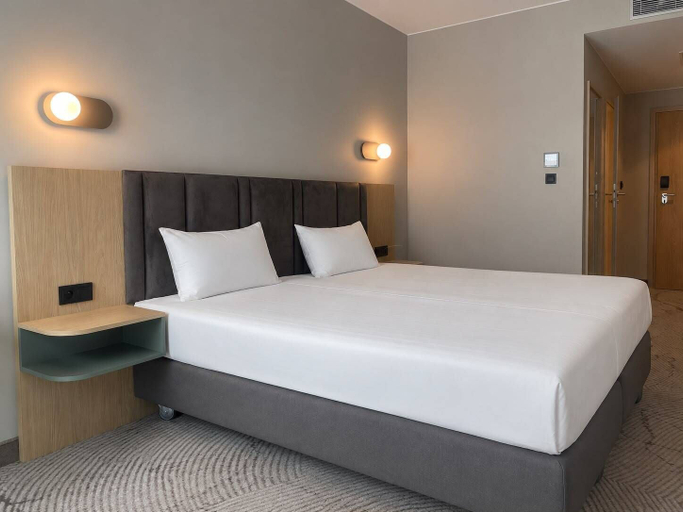 Room 5, Tower Hotel Wrocław, Środa Śląska
