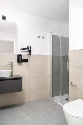 Bathroom 3, Valencia Carrer D'antonio Ferrandis, Valencia