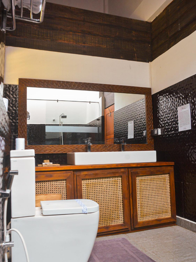 Bathroom 3, Sigiri Vananthara, Hingurakgoda