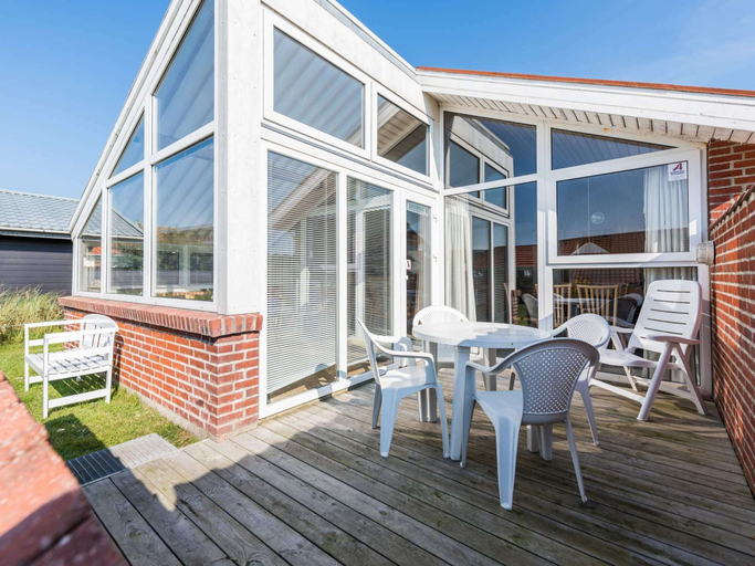 Others 4, 4 Person Holiday Home in Henne, Varde