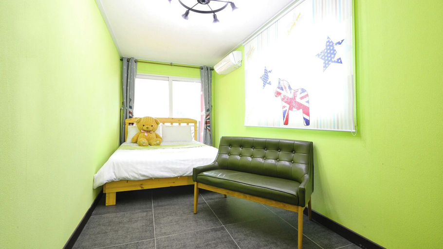 Bedroom 2, Gapyeong Solati Pension, Gapyeong