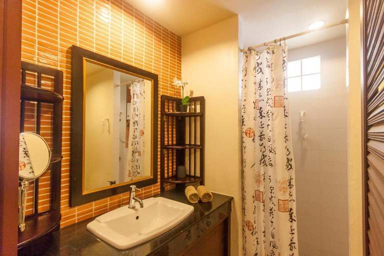 Bathroom 4, Lanta Villa Resort, Ko Lanta
