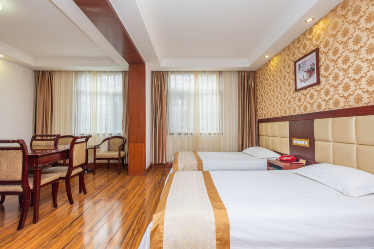 Bedroom, Taidong Hotel, Qingdao