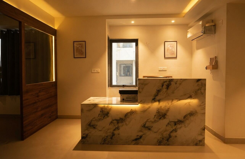 Interior 3, Hotel Layover Stay-3 Minutes From the Airport, Jaipur