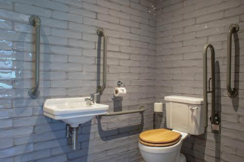 3, Bonnie Lodge by Broadford Hotel, Highland