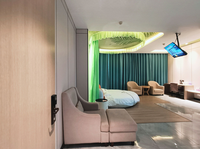 Bedroom 2, Tian'en Holiday Hotel, Qianjiang