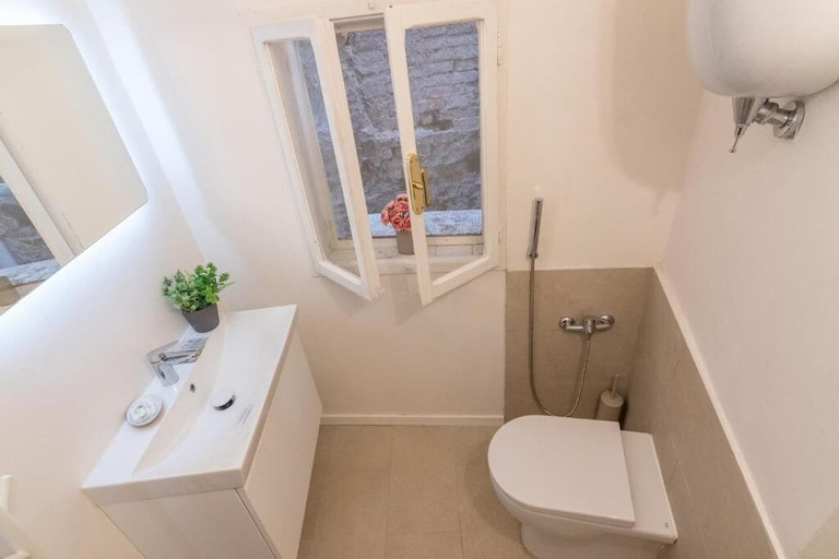 Bathroom, City Center Il Bello del Borgo, Perugia