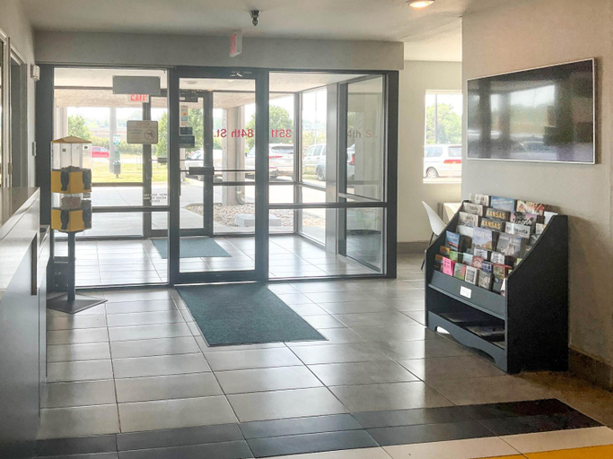 Public Area 5, Motel 6 Omaha, NE - Central, Douglas
