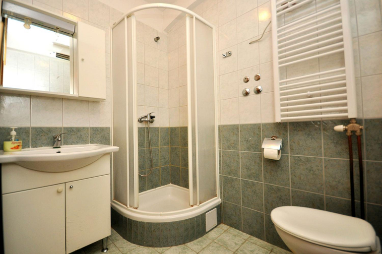Bathroom 3, Apartments Marijan, Zadar