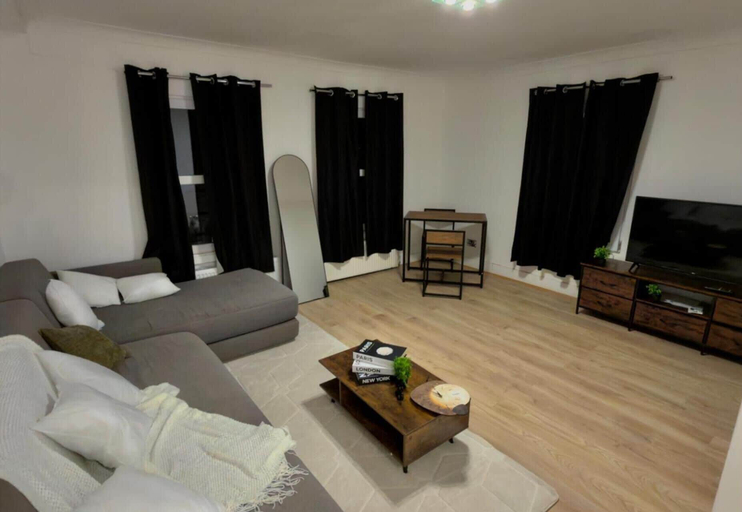 Living area 3, Flat in Central London 10 Mins London Bridge, London