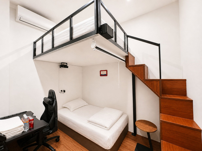 Room 3, A Hotel Bugis Village, Singapore