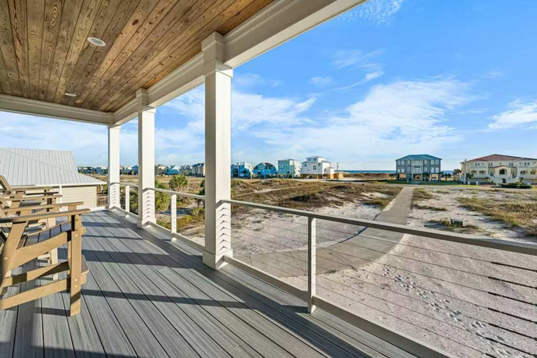 Room 4, Waterfront Views - Walk to Beach - Heated Pool, Baldwin