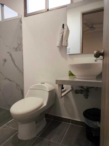 Bathroom 4, HILSY SANJUANELO, Barranquilla