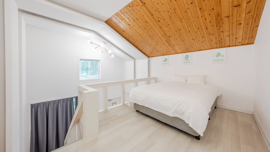 Bedroom 3, Gapyeong Daengdaengi Dog Pension Silver, Gapyeong