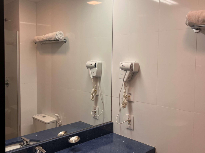 Bathroom 4, ibis Styles Confins Aeroporto, Lagoa Santa