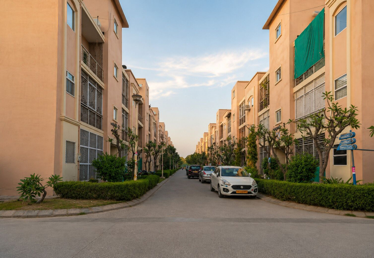 Street view, Regalia by Red Olive1bhkprem Mandirbanke Bihari, Mathura