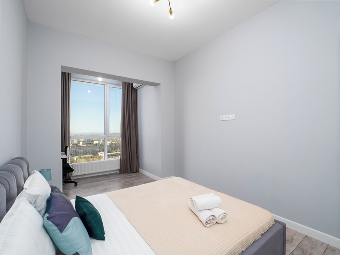 Room 4, comfy apartments next to shopping center, Almaty