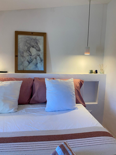 Bedroom 3, Mas de grange neuve, Drôme