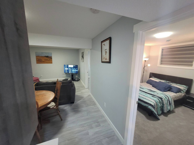 Room 2, Luxurious Home Away From Home With Aircon, Division No. 6