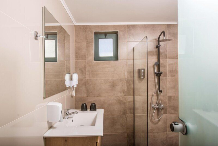 Bathroom 5, Gouves Water Park Holiday Resort, Crete