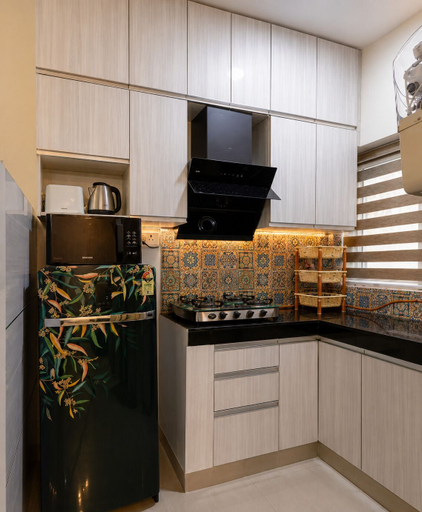 Private kitchen, Regalia by Red Olive1bhkprem Mandirbanke Bihari, Mathura