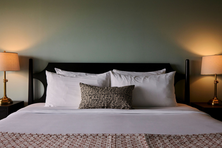 Bedroom 4, The Harbor Front Inn, Suffolk