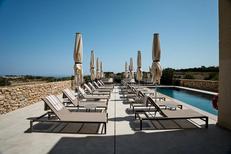 Swimming pool 3, Quaint Signature Hotel San Lawrenz