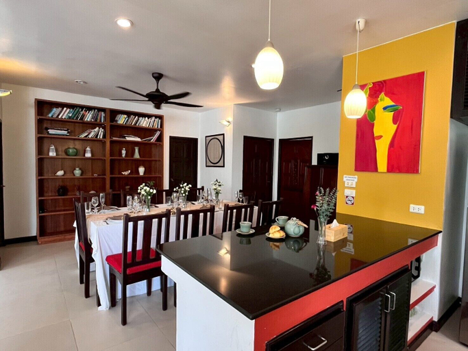 Food & Drinks 4, Baan Lompai, Mueang Krabi