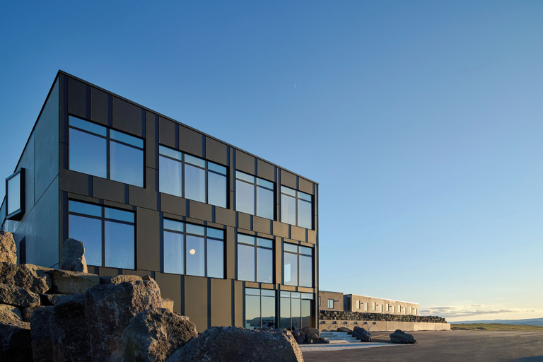 Others 1, Black Sand Hotel, Sveitarfélagið Árborg