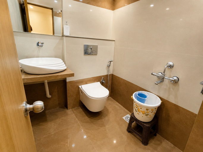 Bathroom 5, Hotel Agrawal Inn, Ujjain
