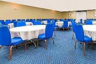 2, Ramada by Wyndham Dallas Love Field, Dallas