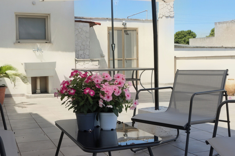 Outdoor dining 4, Gloria, Lecce