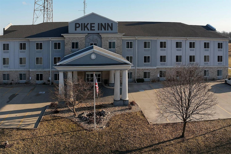 Exterior & Views 2, Pike Inn Le Roy - Bloomington Southeast Area, McLean