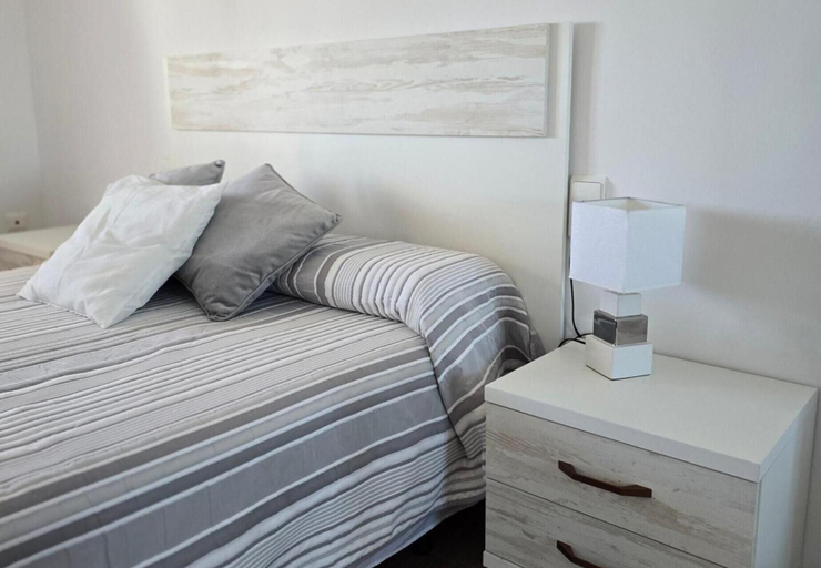 Room 5, 1 Bed Flat - Sleeps 2 - Parking - Wifi, Southampton