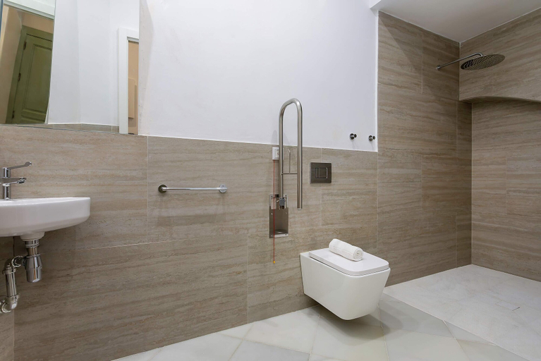 Bathroom 2, Genteel Home Padre Marchena Arenal, Sevilla