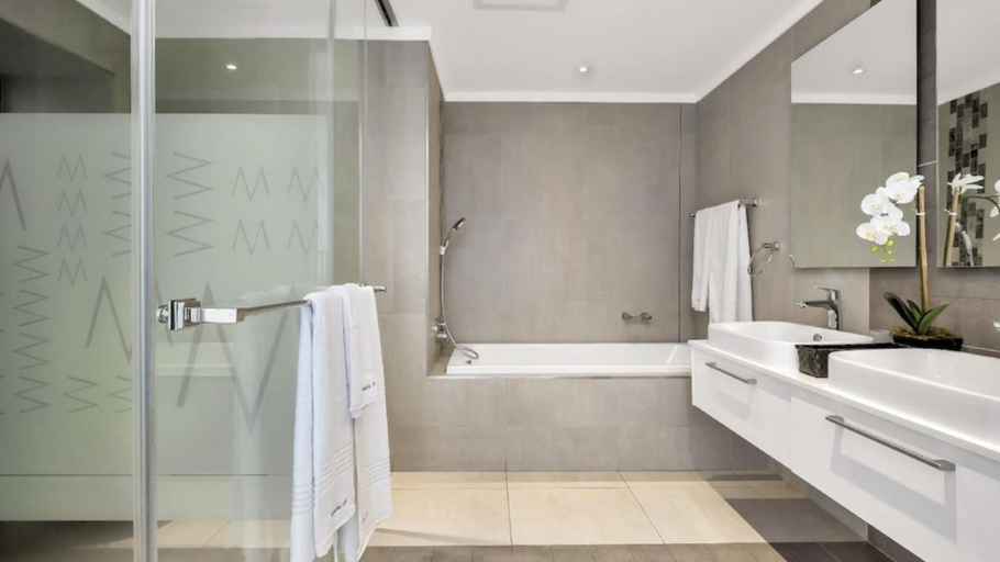Bathroom 5, Masingita, City of Johannesburg