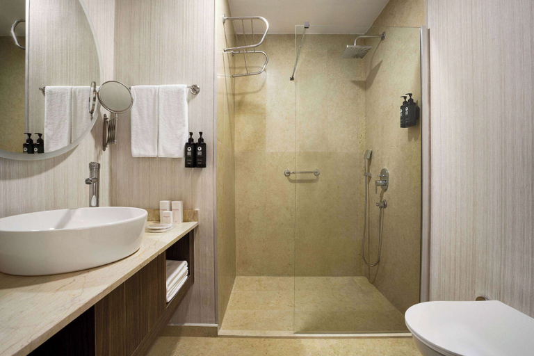 Bathroom 5, Ramada By Wyndham Cesme, Çeşme