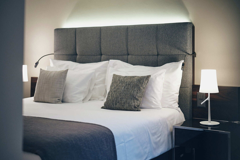 Bedroom 3, Hôtel des Voyageurs, Lausanne