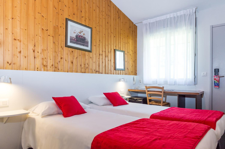Bedroom 2, Fasthotel Thones, Haute-Savoie