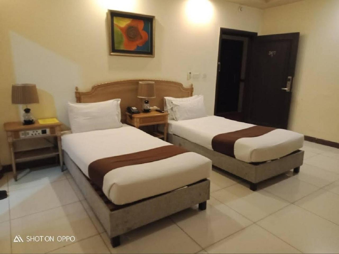Bedroom 2, New Panoramic Hotel, Lahore